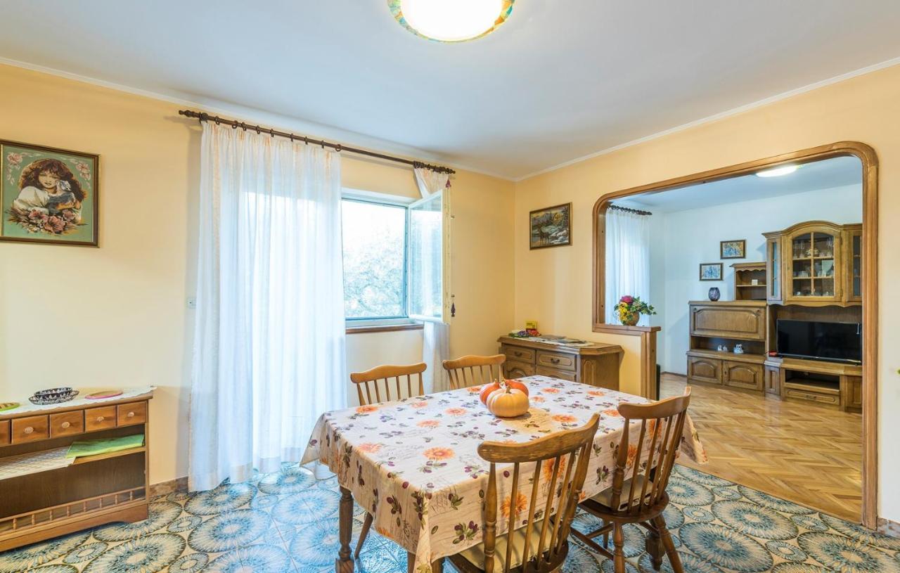 Ferienhaus Zora With Whirlpool Sveti Lovreč Pazenatički Εξωτερικό φωτογραφία