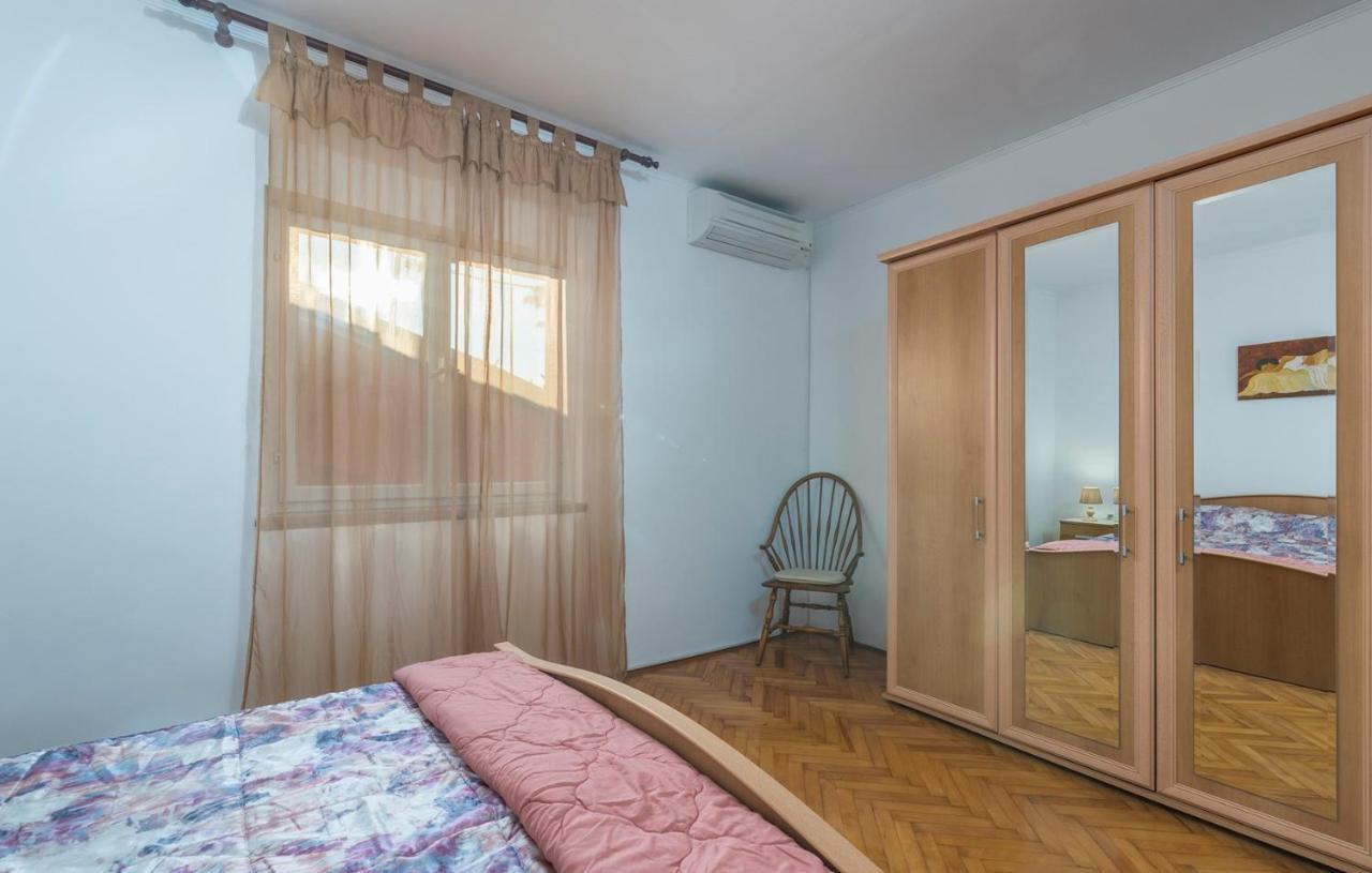 Ferienhaus Zora With Whirlpool Sveti Lovreč Pazenatički Εξωτερικό φωτογραφία